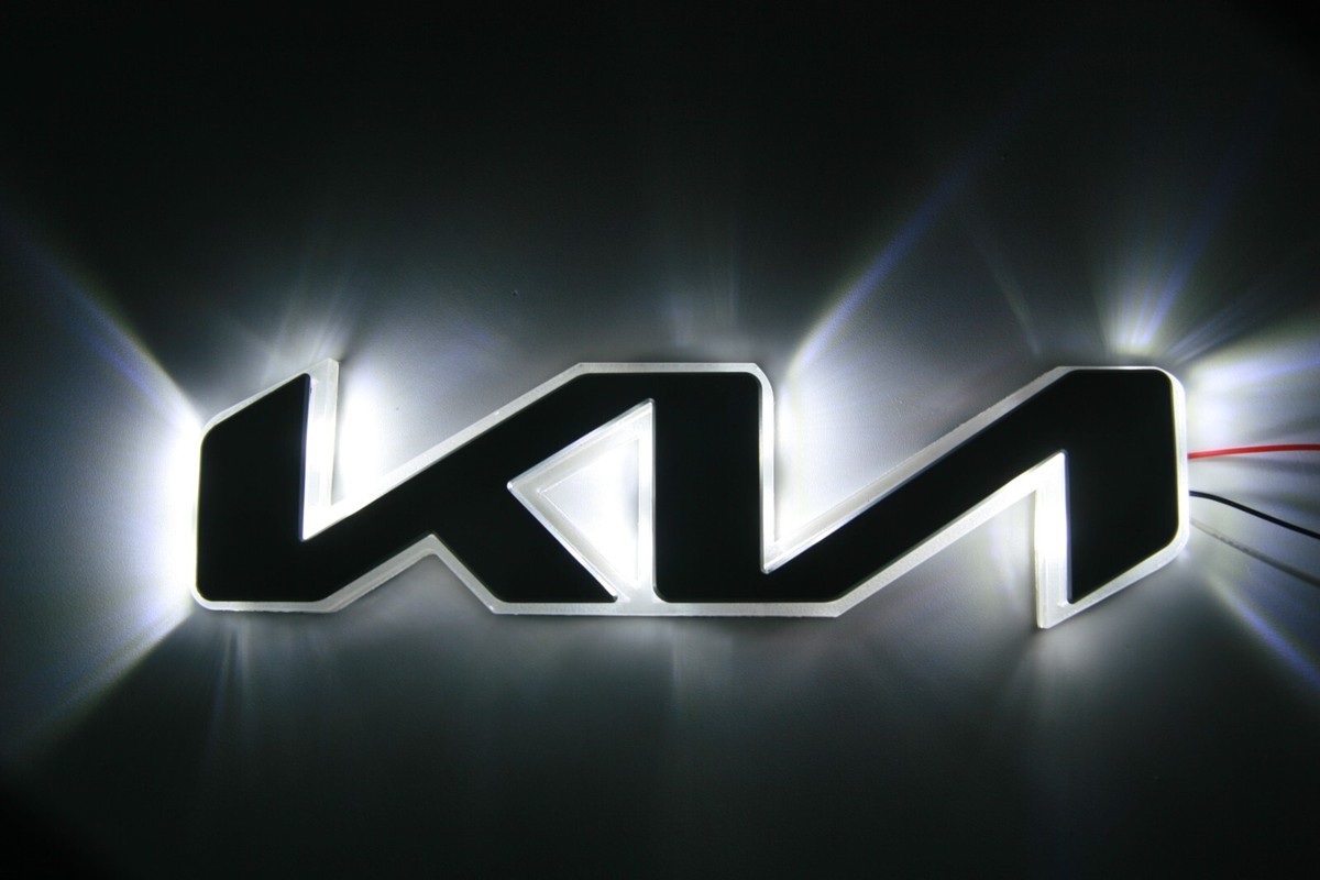 NOWOŚCI W MARCE KIA NA 2026 ROK - TECHNOLOGIE, MODELE, PRZYSZŁOŚĆ MARKI KIA