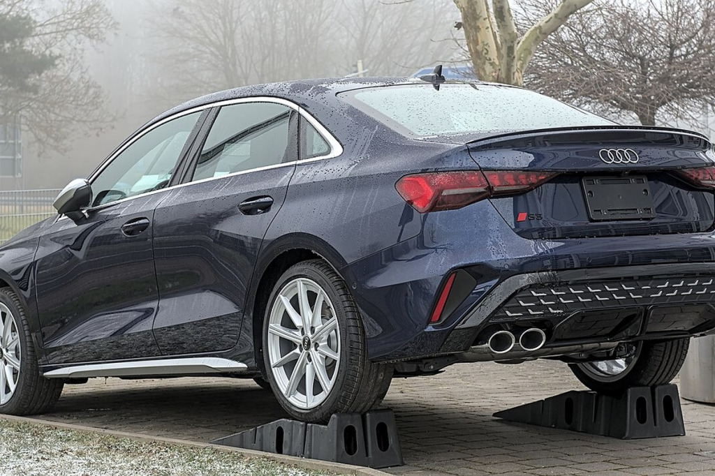 Felgi do Audi S3 IV (8Y) Quattro – rozstaw 5x112, hamulce 357 mm i dobór kół