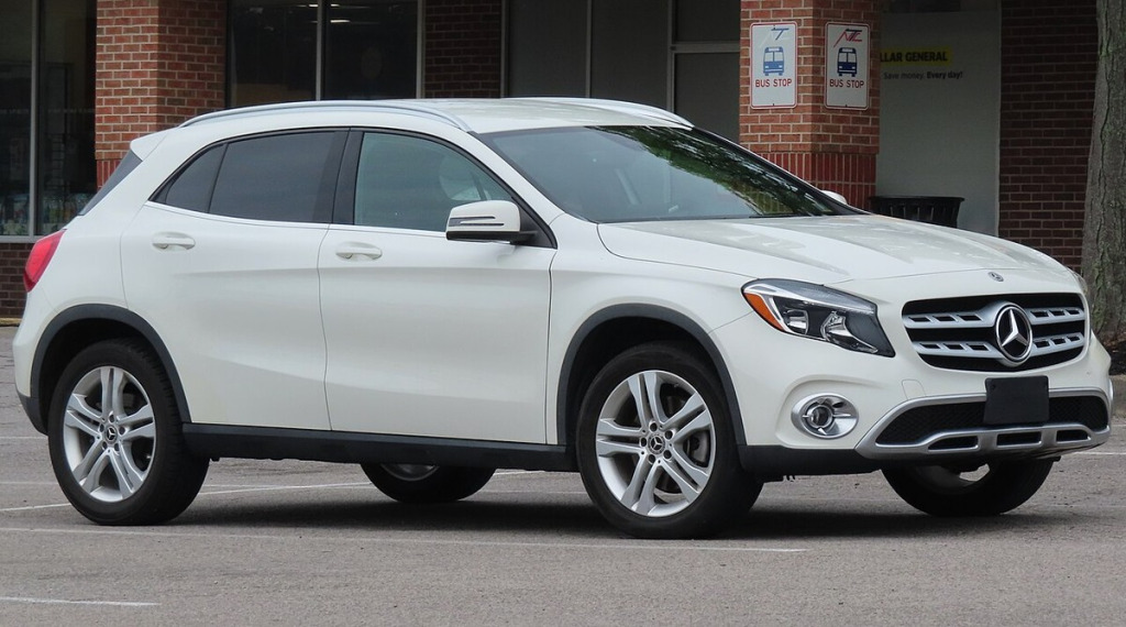 Felgi do kompaktowego crossovera Mercedes-Benz GLA I (X156) oraz GLA 45 AMG 4MATIC – rozstaw 5x112, otwór 66,6 mm, ET i dobór felg