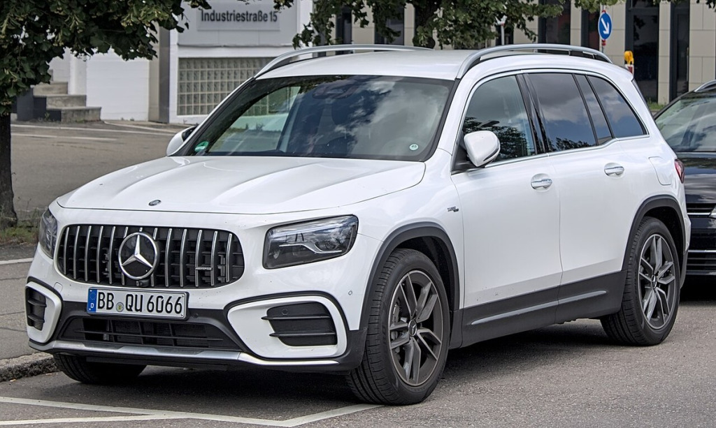 Felgi do 7-miejscowego SUV-a Mercedes-Benz GLB (X247) oraz AMG GLB 35 4MATIC – rozstaw 5x112, otwór 66,6 mm, ET i dobór felg