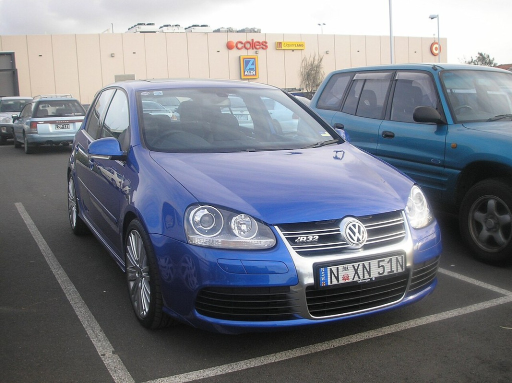 Felgi do VW Golf V (1K) oraz GTI 2.0 TFSI / R32 3.2 V6 4MOTION – rozstaw 5x112, otwór 57.1 mm, ET i dobór felg
