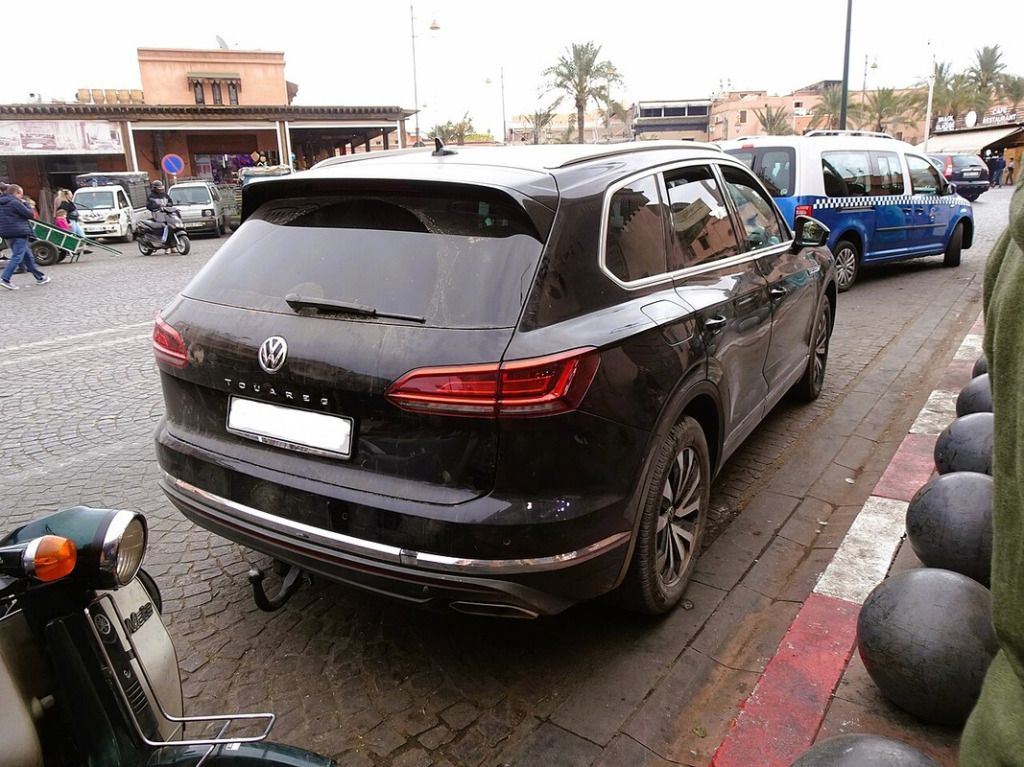 Felgi do flagowego VW Touareg III (CR) oraz wyczynowego Touareg R eHybrid 4MOTION (462 KM) – przejście na 5x112, piasta 66.5 mm, zaciski Akebono