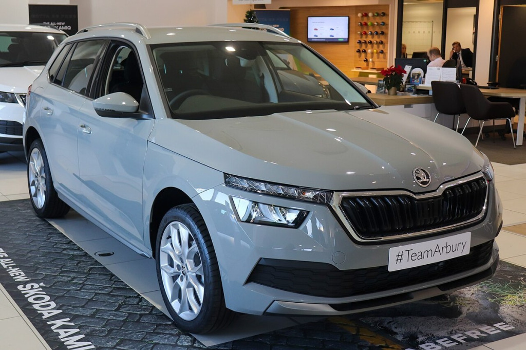 Felgi do miejskiego crossovera Škoda Kamiq (NW4 od 2018/2019) oraz Kamiq Monte Carlo – rozstaw 5x100, platforma MQB A0, ET i dobór kół