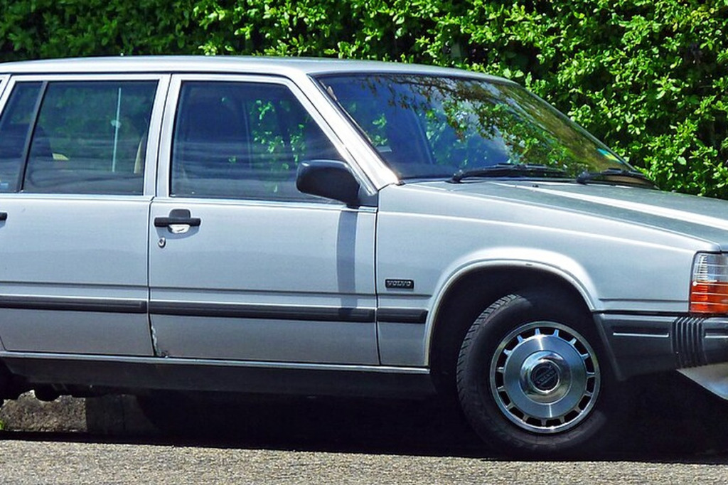 Felgi do Volvo 740 i 760 – kanciasta cegła RWD, rozstaw 5x108, niskie ET 20–25 i montaż