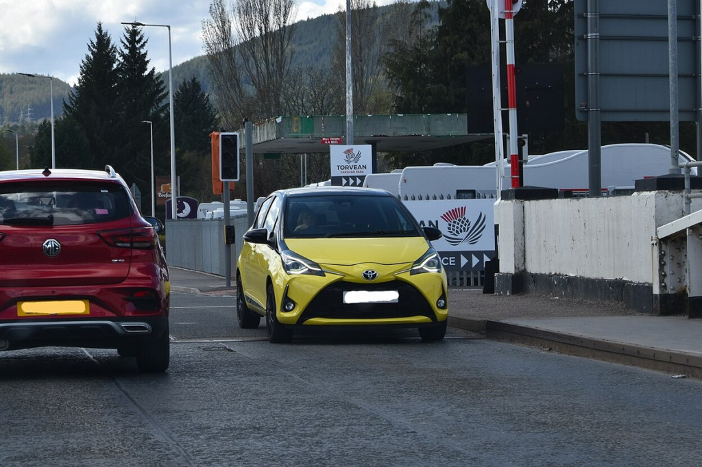 Felgi do Toyota Yaris III oraz Yaris Hybrid (HSD) – rozstaw 4x100, otwór 54.1 mm i ET