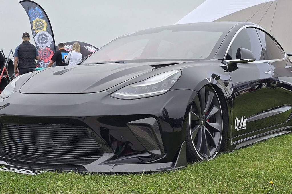 Felgi do Tesla Model 3 Highland Performance – układ Staggered 20 cali