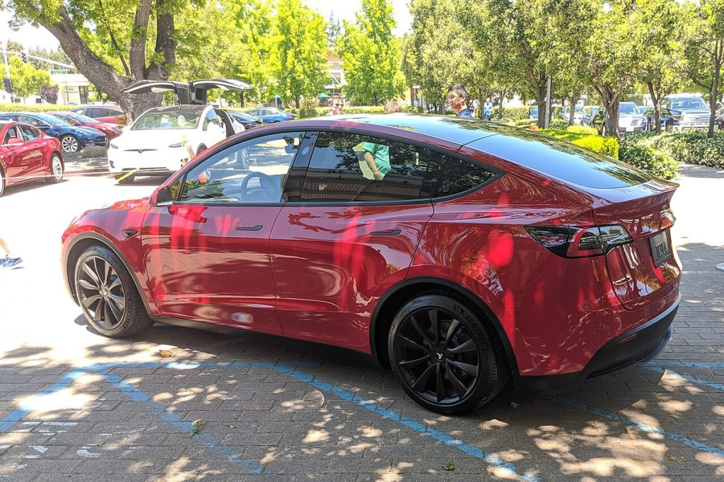 Felgi do Tesla Model Y Overland i All-Terrain – koła 18-19 cali w teren