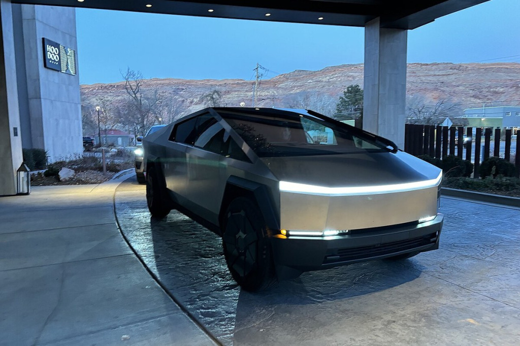 Felgi do Tesla Cybertruck – rozstaw 6x139.7, opony 35 cali i nośność