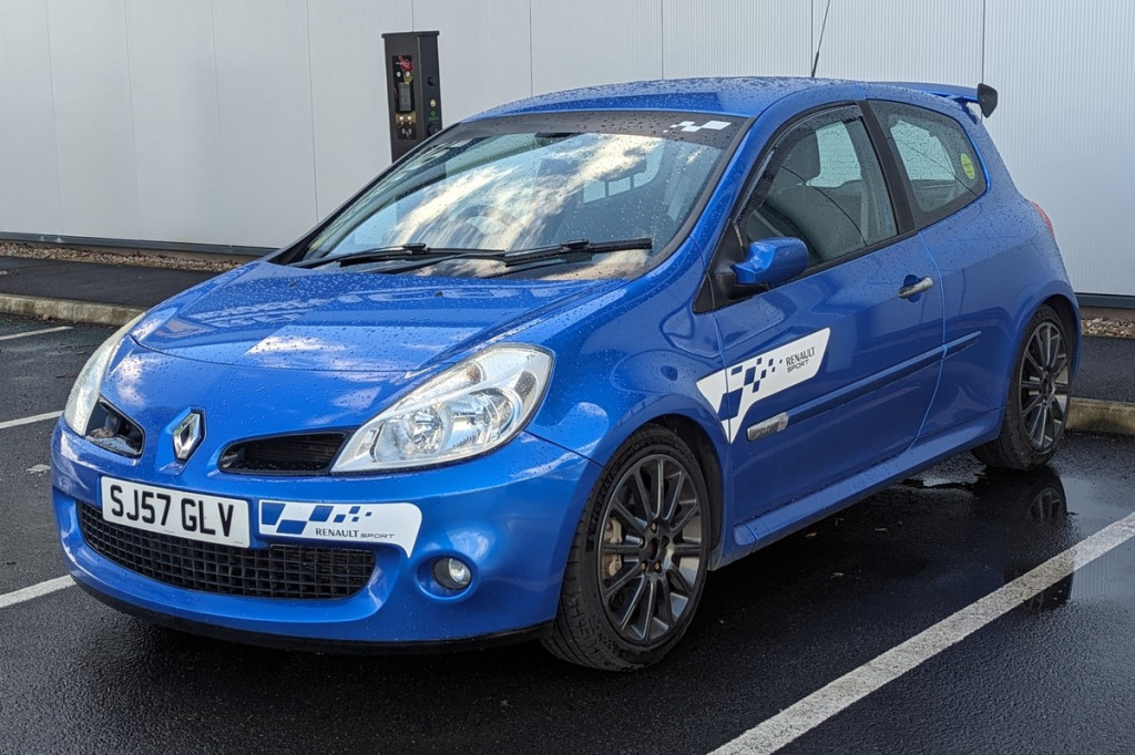 Felgi do Renault Clio II i III – parametry 4x100 i dobór kół