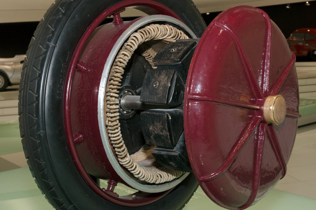 Otwór centrujący CB 71.6 mm w Porsche – pasowanie piasty Hub-Centric