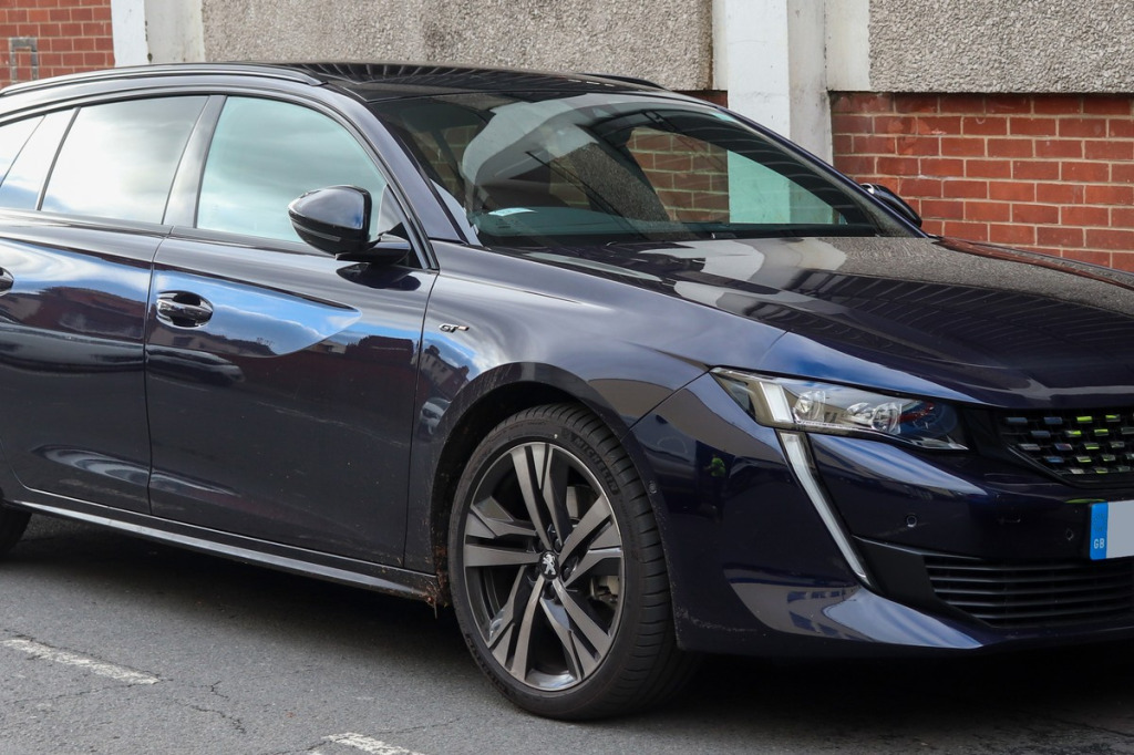Felgi do Peugeot 508 II Fastback i SW (od 2018) – bezramkowe drzwi, rozstaw 5x108 i koła 17–19"