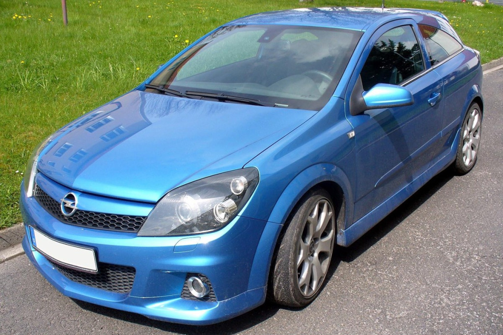Felgi do Opel Astra H 5x110 – GTC, TwinTop i wyczynowa wersja OPC 240 KM