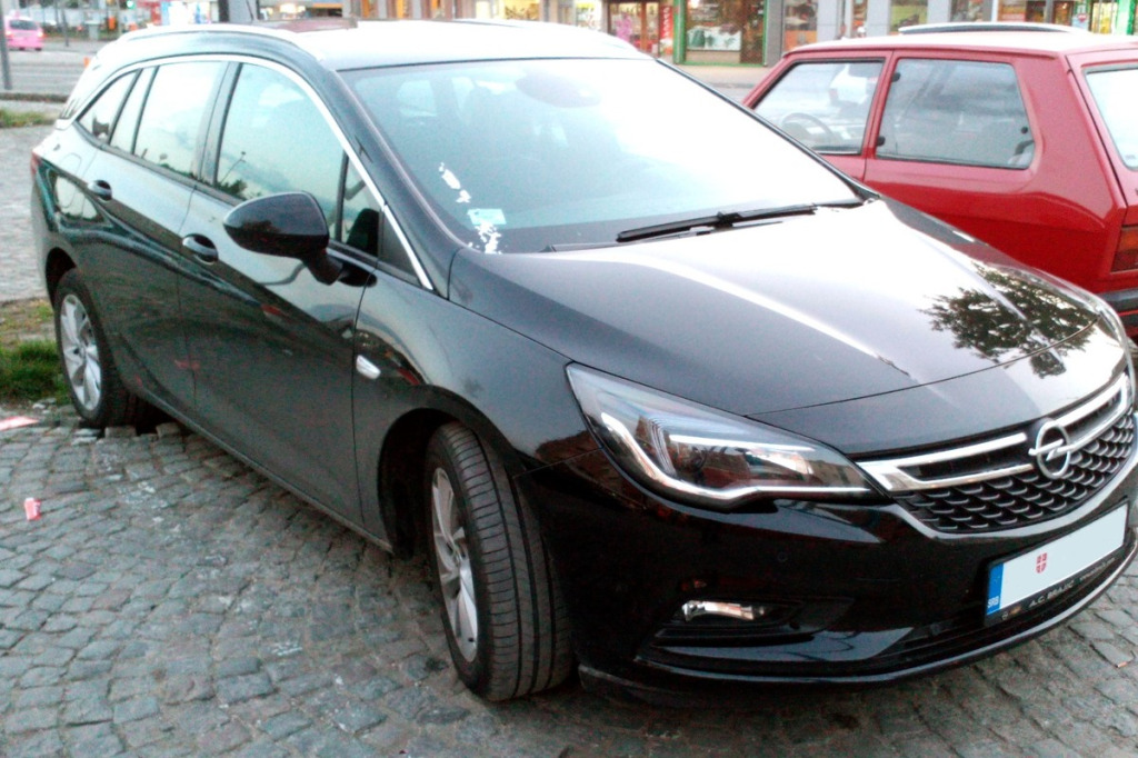 Felgi do Opel Astra K 5x105 – lekka platforma D2XX, nakrętki M12x1.5