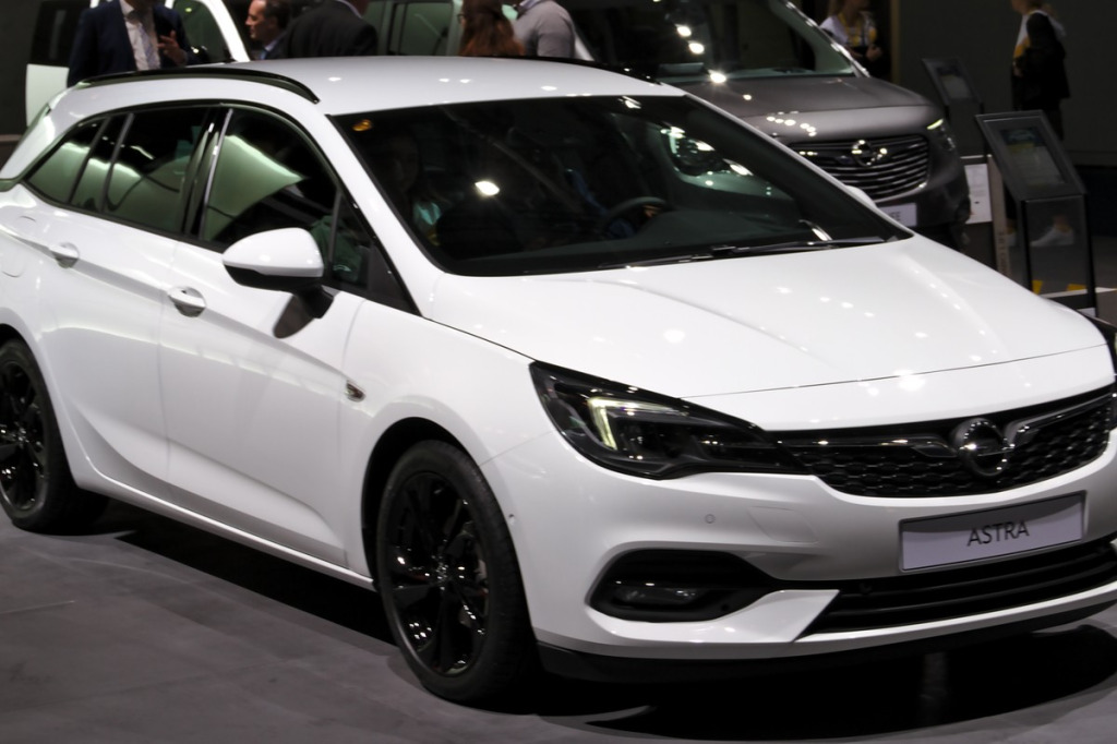 Felgi do Opel Astra K 5x115 – mocne silniki 1.6 BiTurbo CDTI i 1.6 Turbo