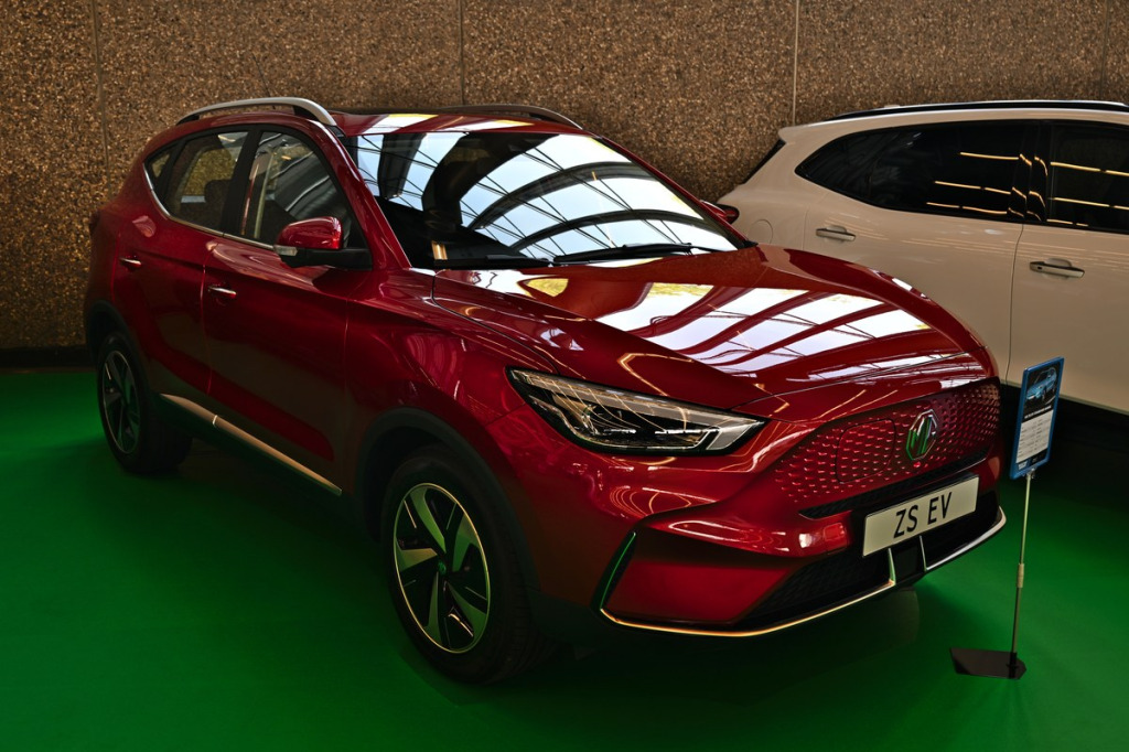 Felgi do MG ZS EV – crossover elektryczny, nośność pod baterię 51/72 kWh i koła 17"