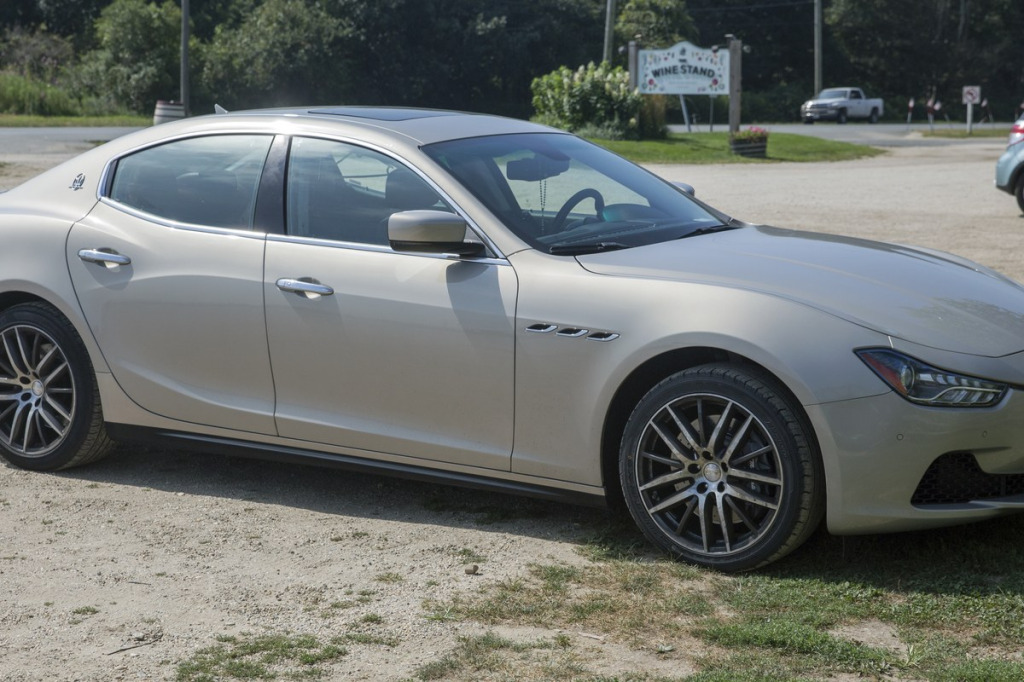 Felgi do Maserati Ghibli S Q4 (AWD) – napęd na 4 koła, zestawy dwuszerokie i tolerancja obwodów