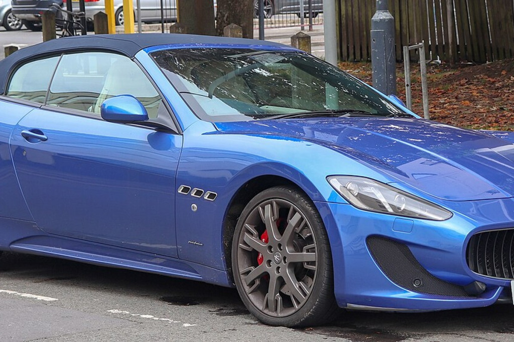 Felgi do Maserati GranCabrio I (M145) – luksusowy kabriolet V8, sztywność obręczy i koła 20"