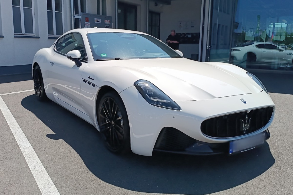 Felgi do Nowe Maserati GranTurismo II (od 2023) – silnik Nettuno, koła 20" przód / 21" tył i rozstaw 5x114.3