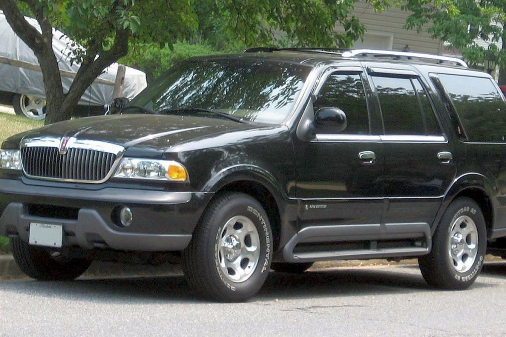 Felgi do Lincoln Navigator I (1998–2002) – klasyczny rozstaw 5x135, piasta 87.1 mm i koła 17"