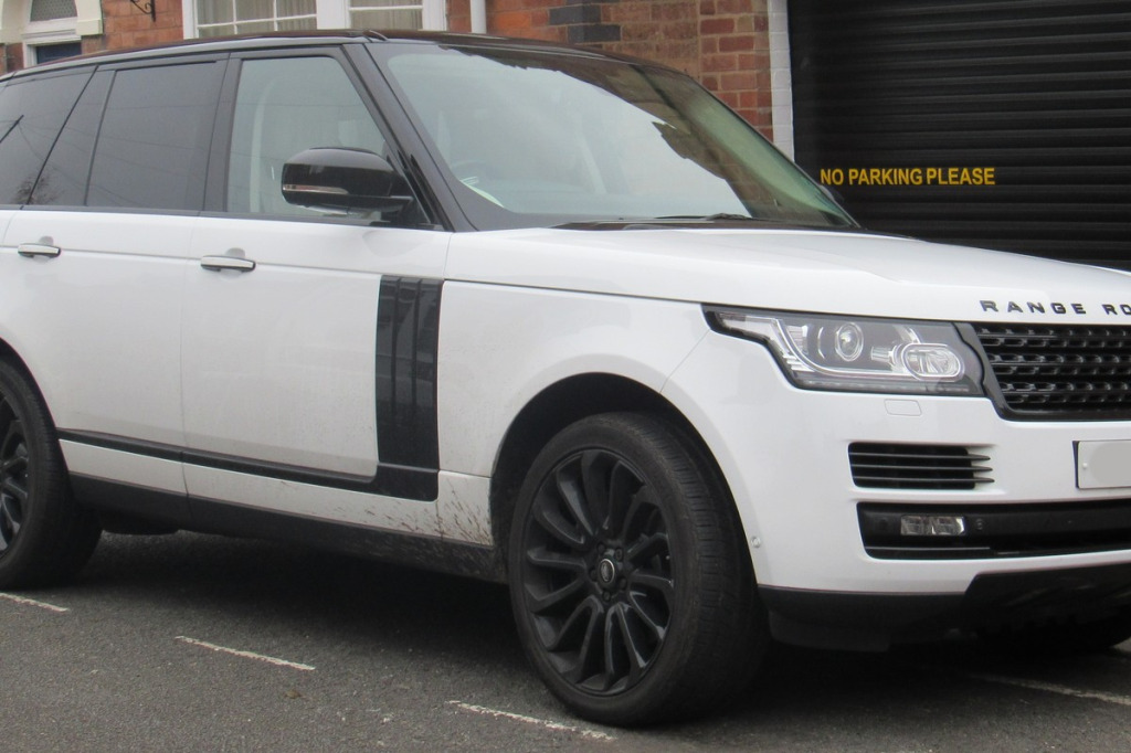 Felgi do Range Rover IV (2012–2021, L405) – rozstaw 5x120, nakrętki z podkładką i koła 20–22"
