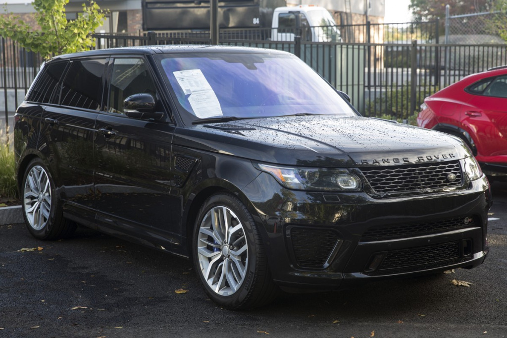 Felgi do Range Rover Sport SVR (575 KM) – kute felgi 22", zaciski Brembo 380 mm i V8
