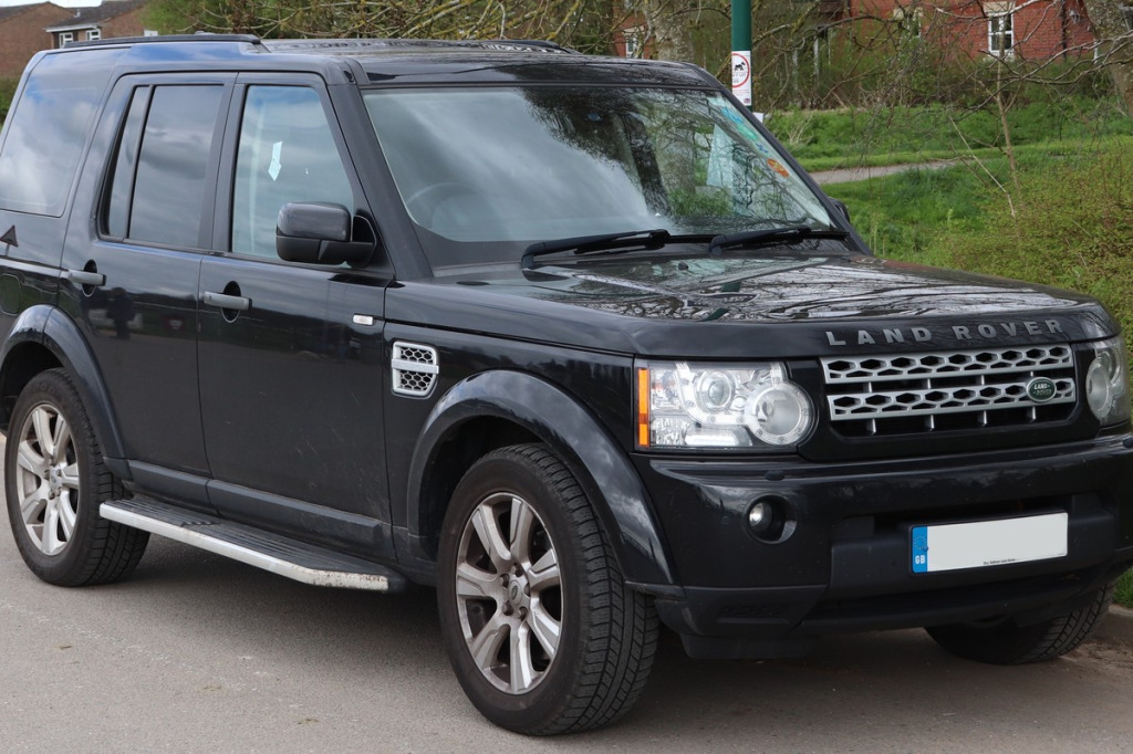 Felgi do Land Rover Discovery 4 (2009–2016) – zaciski 3.0 SDV6, minimalny rozmiar 19" i rama IBF