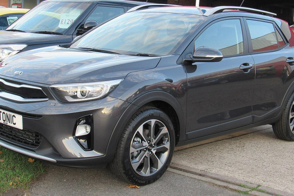 Felgi do KIA Stonic (od 2017) – miejski crossover, rozstaw 4x100 CB 54.1 mm, koła 15" i 17"
