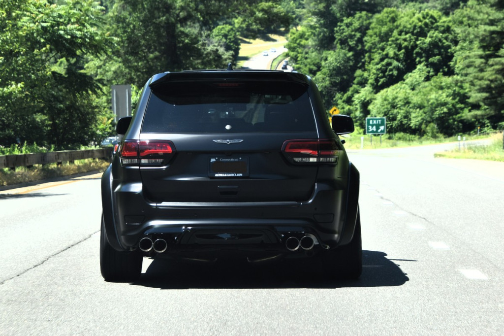 Felgi do Jeep Grand Cherokee Trackhawk (707 KM) – 6.2 Supercharged, zaciski Brembo 400 mm, kute 20x10.0"