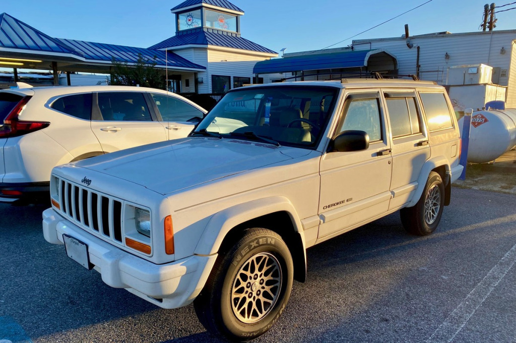 Felgi do Jeep Cherokee XJ (1984–2001) – kultowy uniframe, rozstaw 5x114.3 CB 71.5 mm, szpilki 1/2"-20, koła 15–16"