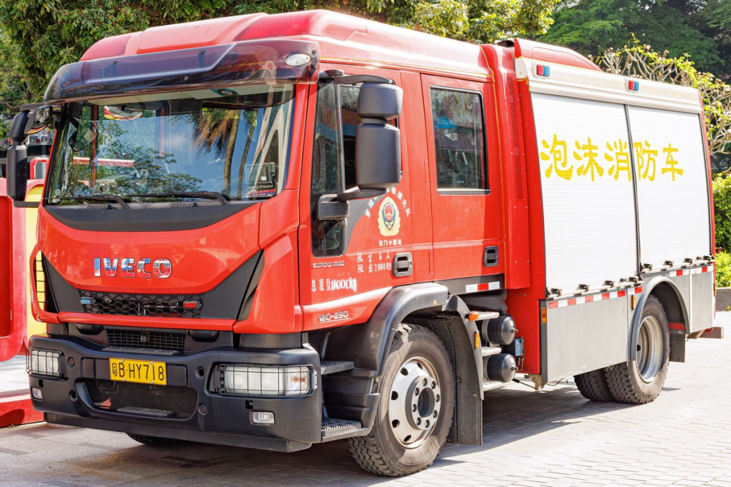Felgi do Iveco Eurocargo (podwozia lekkie i średnie 7.5t – 12t) – rozstaw 6x205 CB 161 mm, koła 17.5"