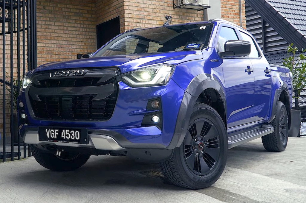 Felgi do Isuzu D-Max V-Cross – topowa wersja off-road, koła 18 cali i blokada
