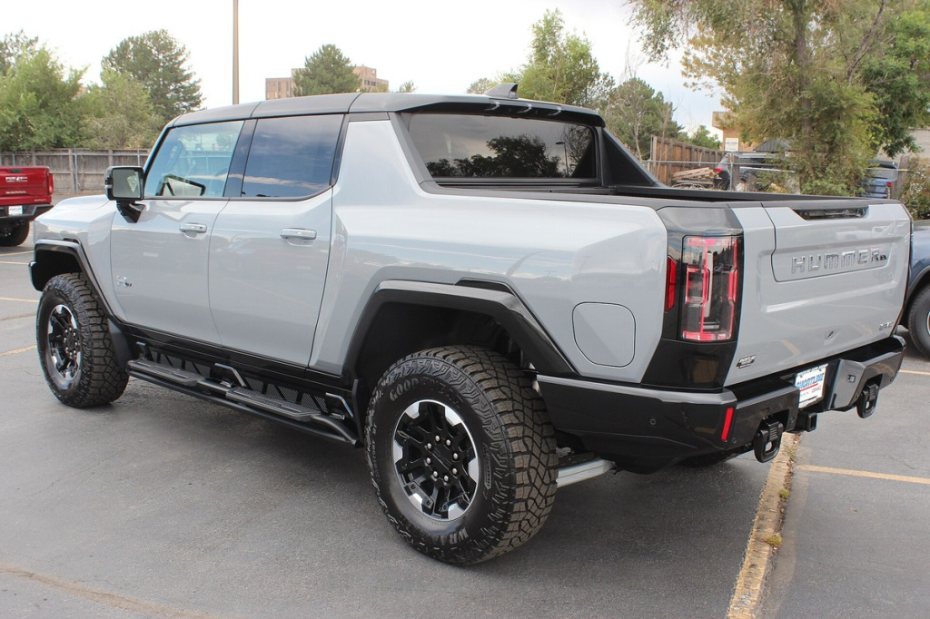 Felgi do GMC Hummer EV 3X Pickup – koła 22 cale, opony 305/55 R22, moment 15k Nm