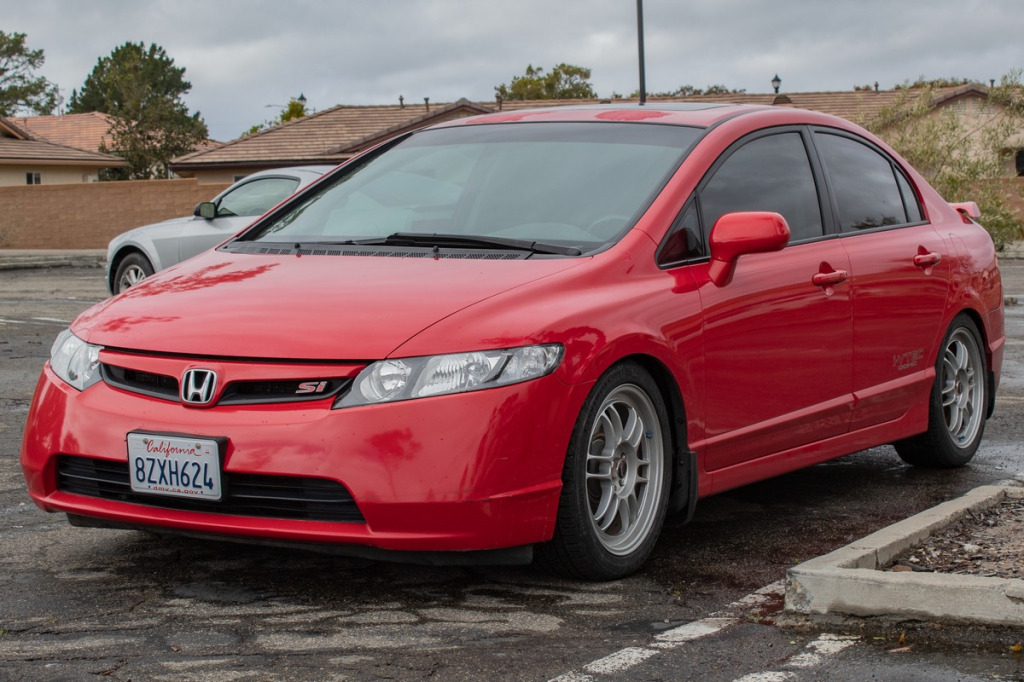 Felgi do Honda Civic VIII 2005–2011 UFO – przejście na rozstaw 5x114.3, koła 16–18"