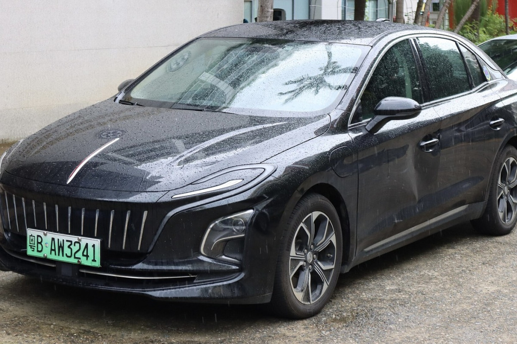 Felgi do Hongqi E-QM5 Electric Sedan – rozstaw 5x114.3 CB 67.1 mm, koła 18 cali