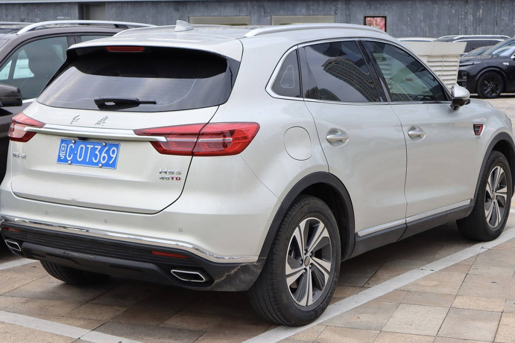 Felgi do Hongqi HS5 Facelift od 2023 – grill Waterfall, koła 20x8.5J ET 48