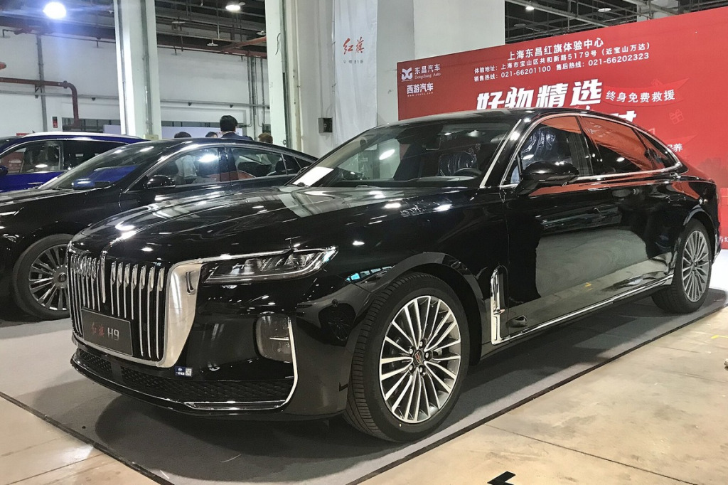 Napęd AWD w Hongqi a rygorystyczna tolerancja obwodu opon poniżej 1.0%