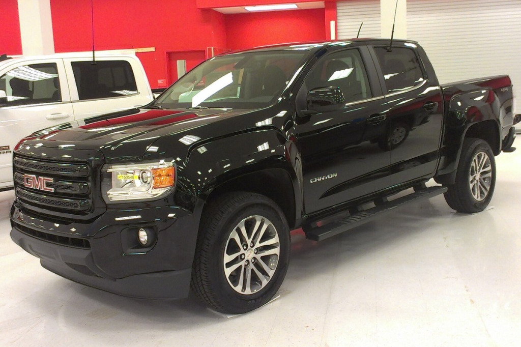 Felgi do GMC Canyon II i III od 2015 – pułapka rozstawu 6x120, otwór 66.9 mm, M14