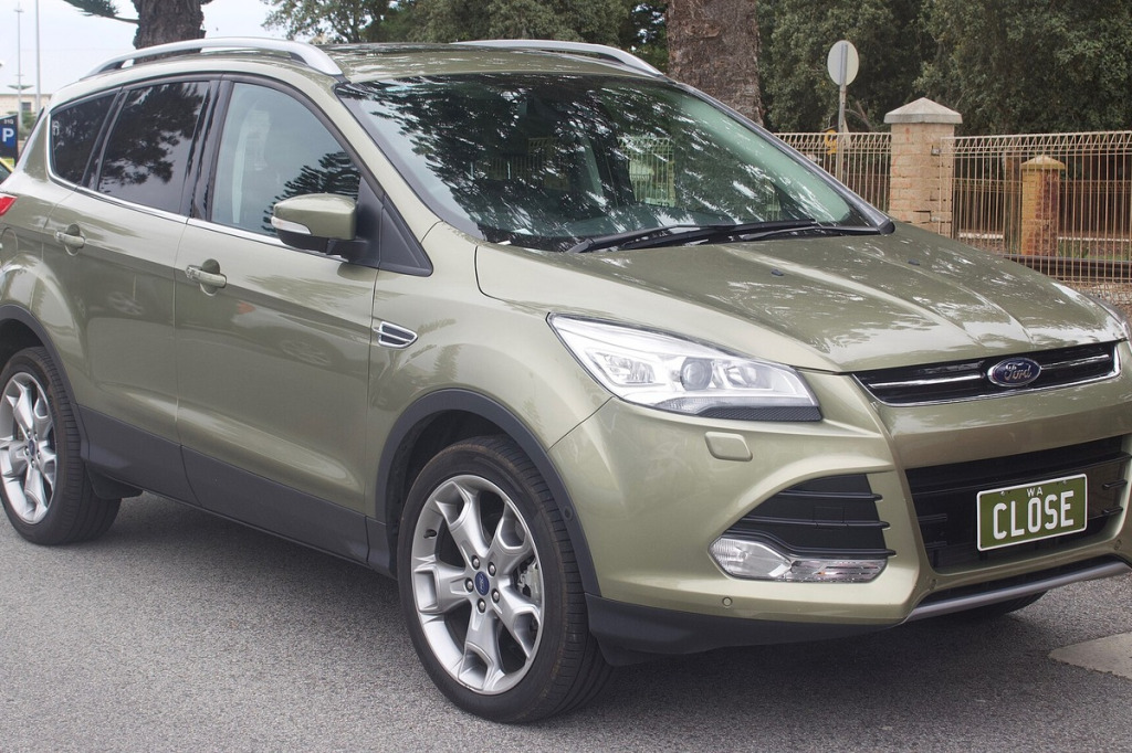 Felgi do Ford Kuga II i Escape USA – rozstaw 5x108, czujniki TPMS i felgi 17'–19'