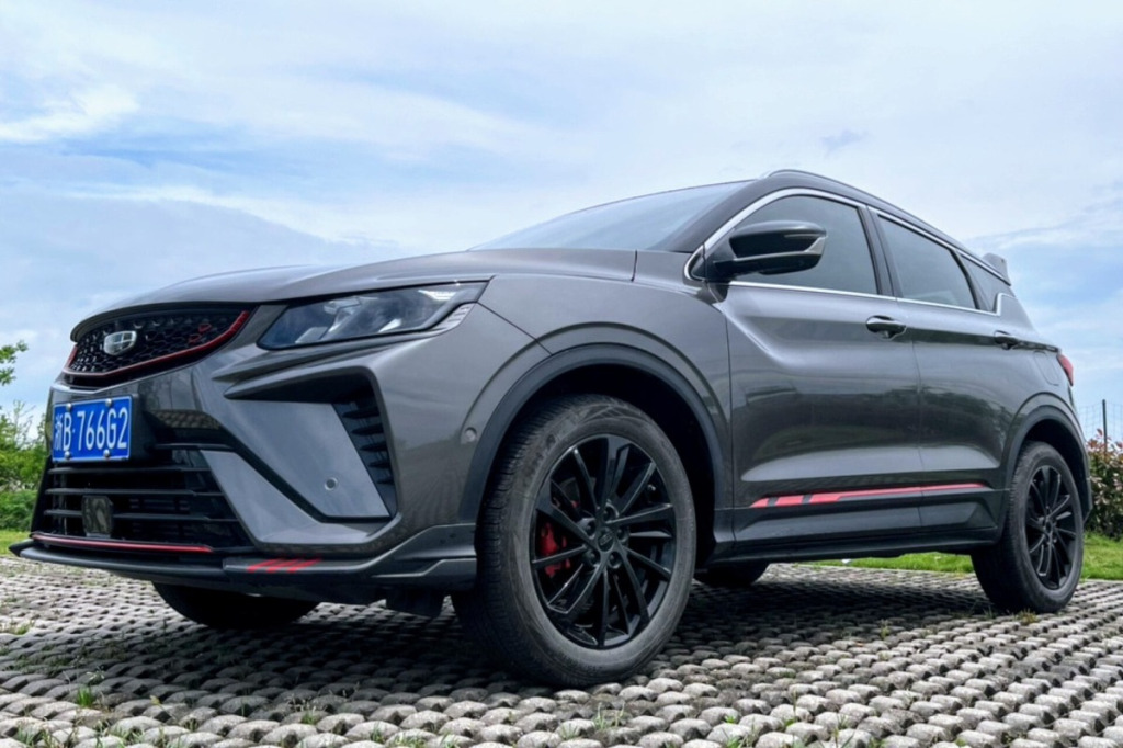 Felgi do Geely Coolray II – silnik 1.5T 4-cyl, sportowe felgi 18" i nakrętki M12