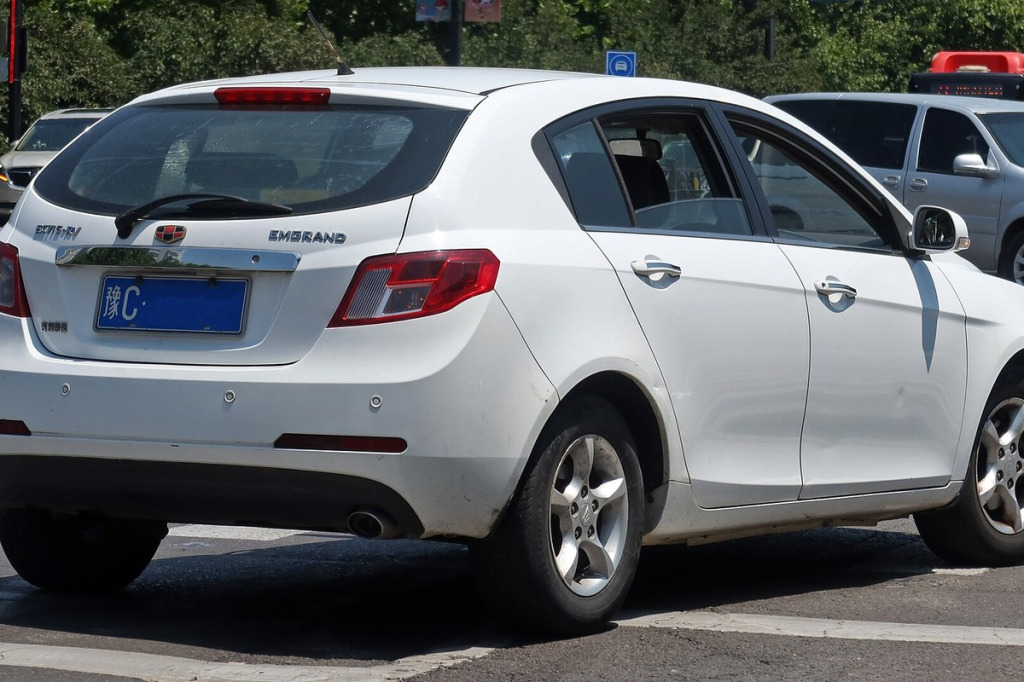 Felgi do Geely Emgrand 7 i EC7 – klasyczny sedan, rozstaw 5x114.3, kołnierz CB 54.1 mm