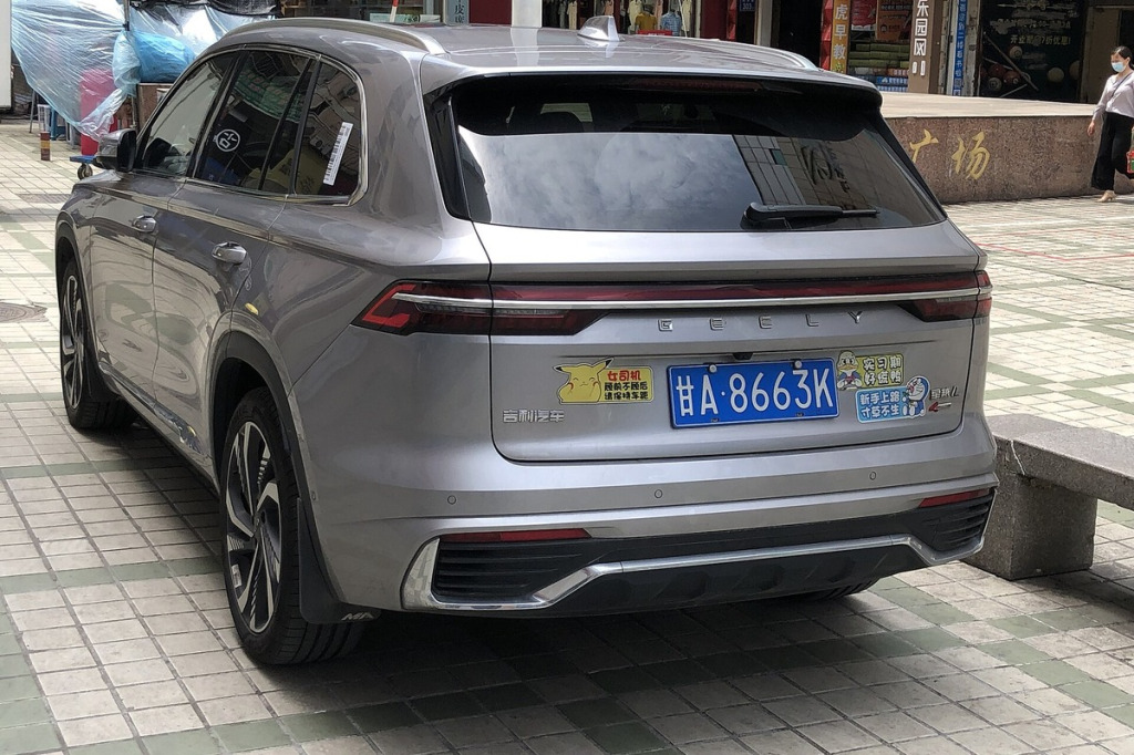 Momenty dokręcania kół Geely: nakrętki M12x1.5 (120 Nm) a śruby M14x1.5 CMA (140 Nm)