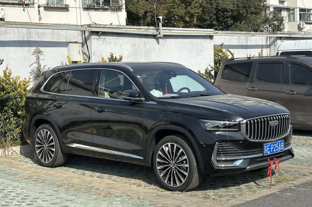Koła 18", 19" i 20" w Geely Tugella i Monjaro – profil opony a komfort i prowadzenie