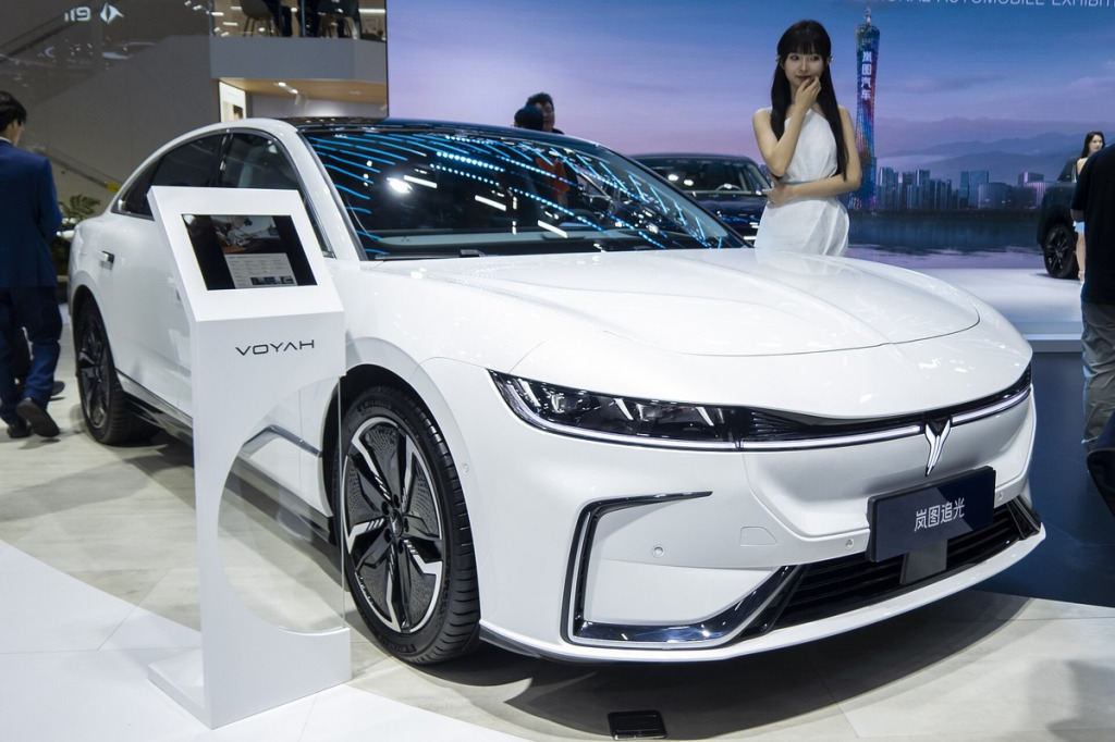 Felgi do Dongfeng Voyah Passion – elektryczna limuzyna biznesowa, koła 20 cali, pneumatyka