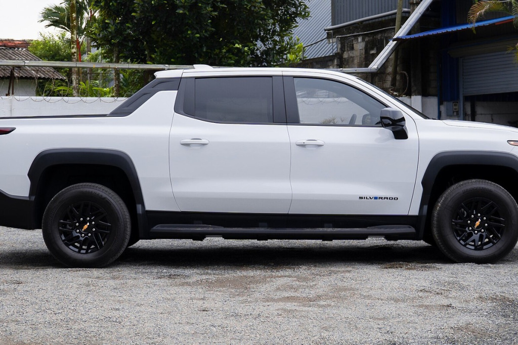 Kalkulator ET dla modeli Chevrolet: agresywny fitment muscle carów i pickupów