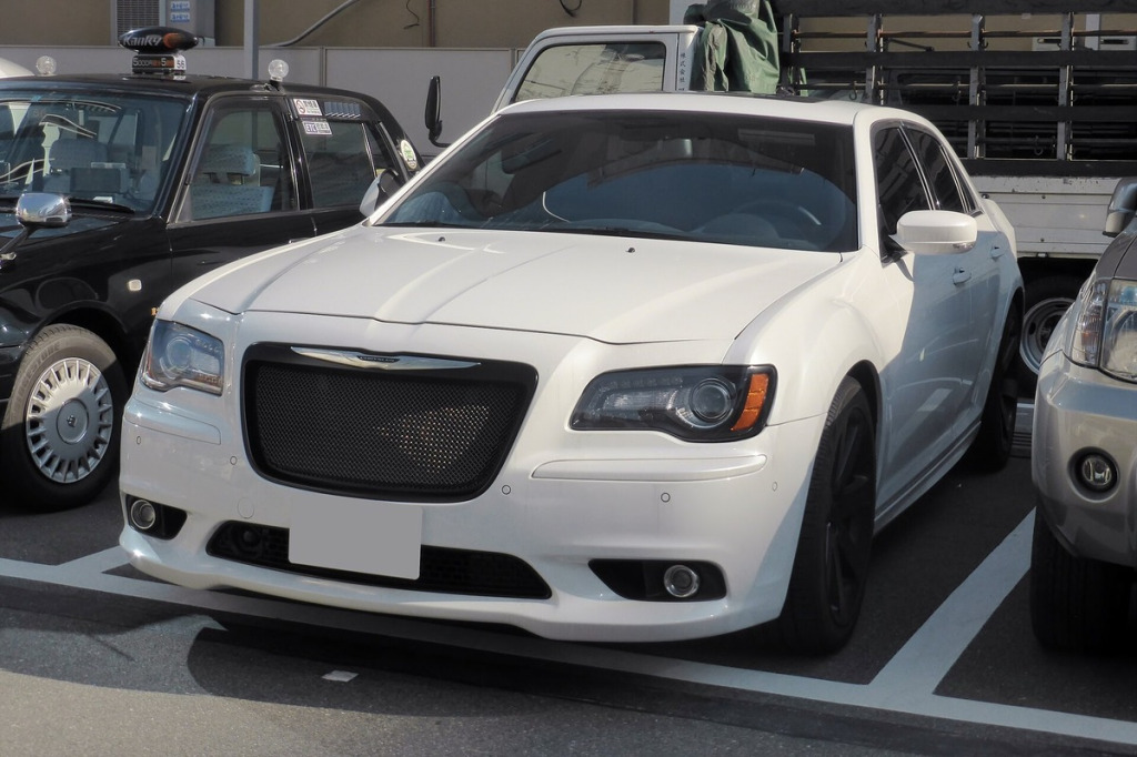 Felgi do Chrysler 300C SRT8 6.4 Hemi: zaciski Brembo 4-tłok, profil X-Factor, koła 20