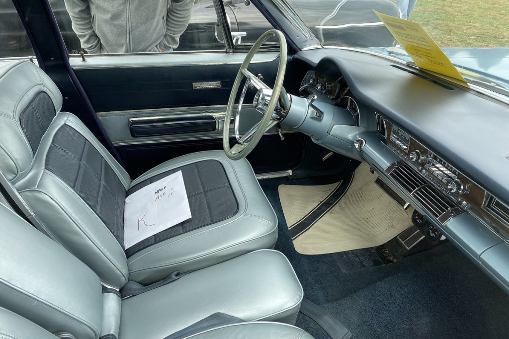 Momenty dokręcania kół Chrysler: nakrętki M12 (135 Nm) vs potężne M14x1.5 (176 Nm)