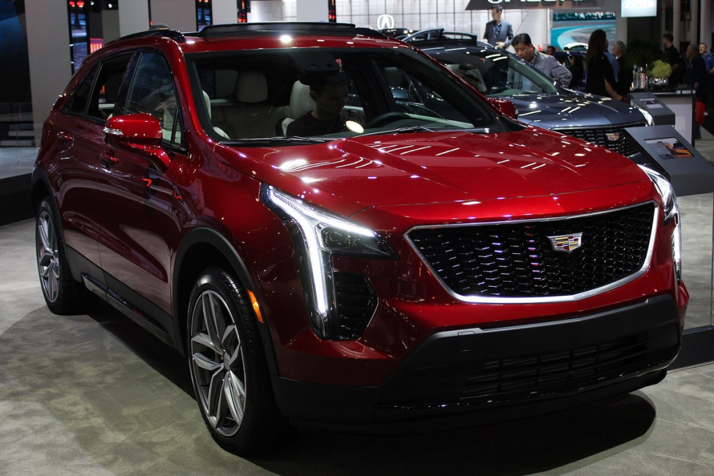 Felgi Cadillac XT4 (od 2018): kompaktowy SUV, rozstaw 5x115, CB 70.3 mm, nakrętki M12x1.5