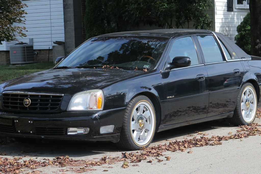 Felgi Cadillac DTS & Deville: klasyczne krążowniki z silnikiem Northstar V8, rozstaw 5x115